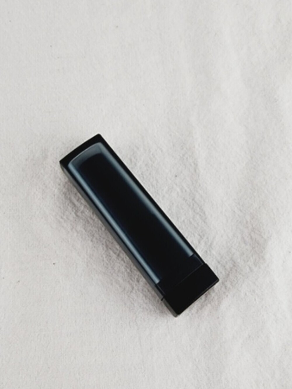 Maybelline Color Sensational Matte Nude Lipstick 704 - Picture 3 of 6